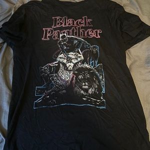 Black panther graphic shirt